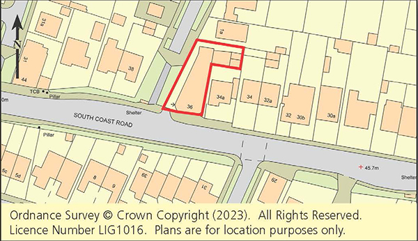 Lot: 85 - TWO FREEHOLD SHOPS PLUS WORKSHOP AND TWO FLATS ABOVE -
